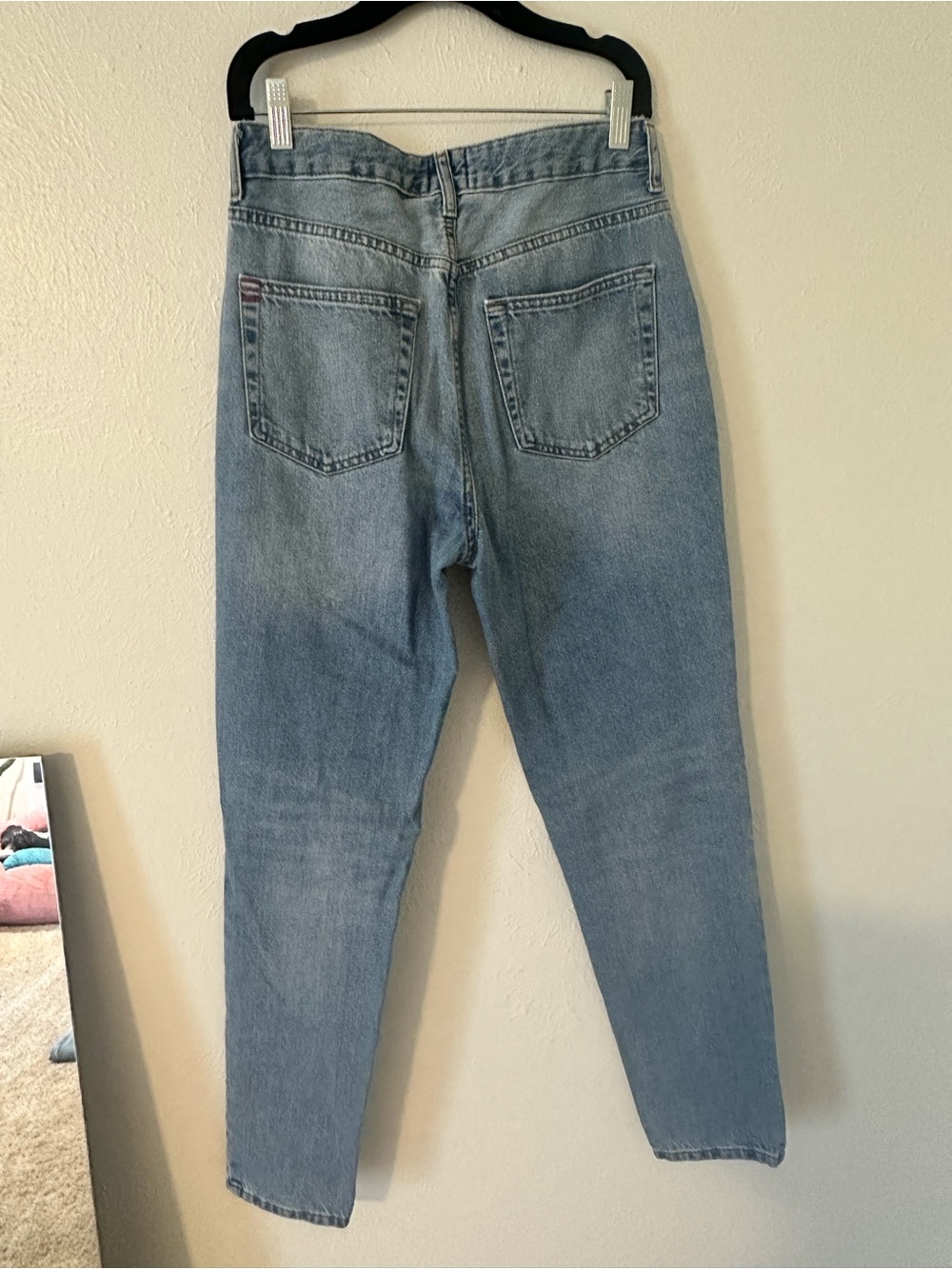 BDG high rise mom jeans - Picture 5 of 6